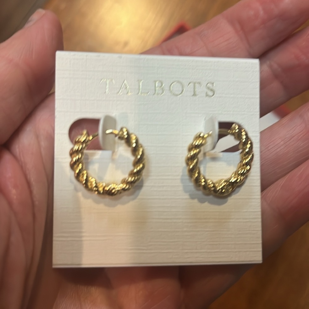 Talbots earrings new !! - Picture 3 of 4